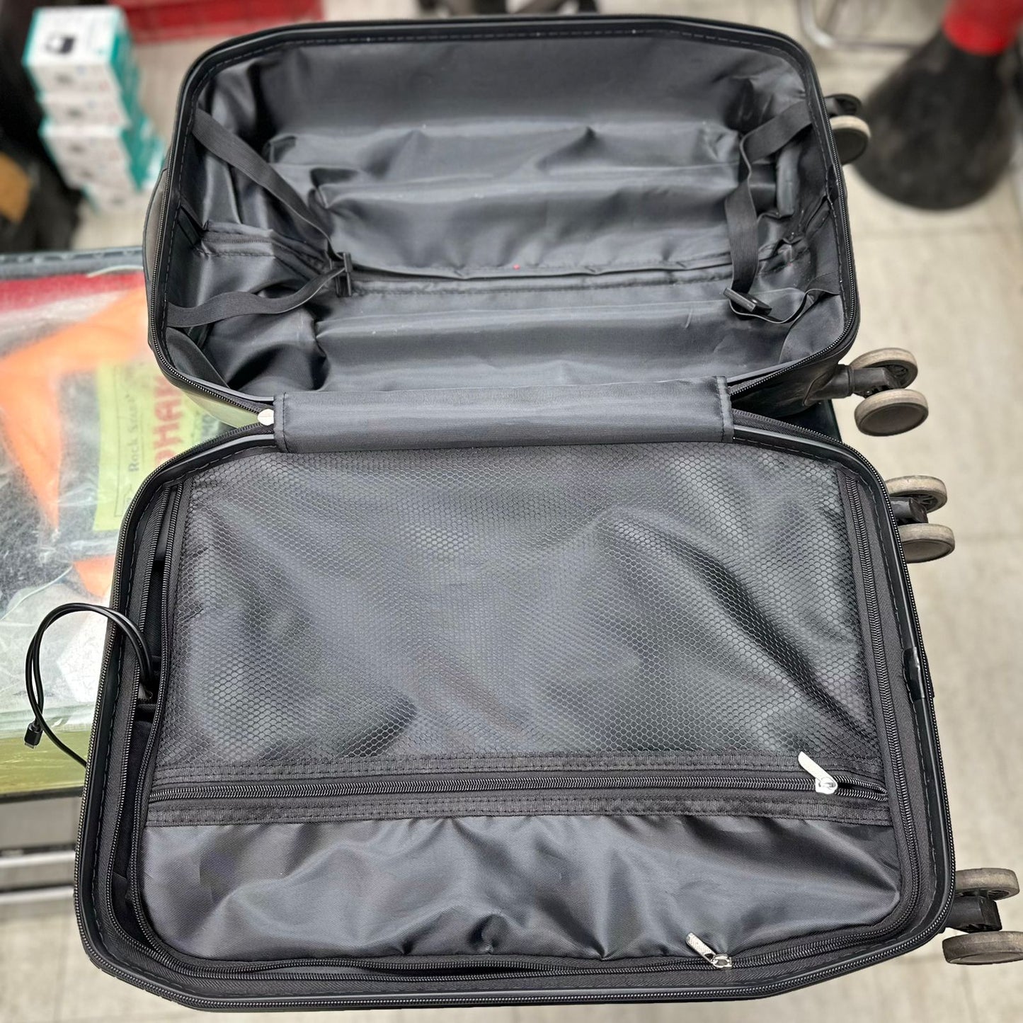 LED luggage trolly bag 8 Wheels Hardsided Trolley Bag, TSA Lock Anti-Scratch